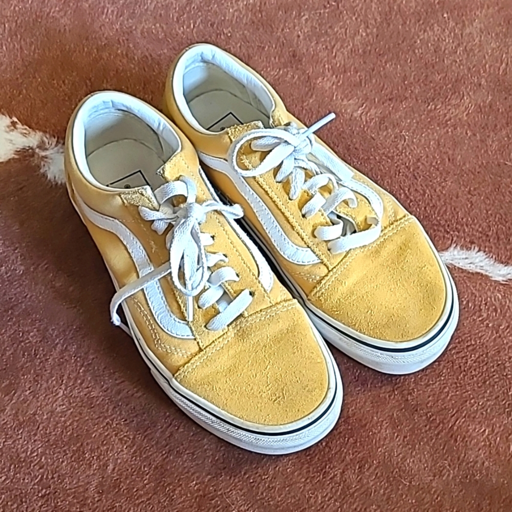 Pale Yellow Vans Old Skool Size 6.5